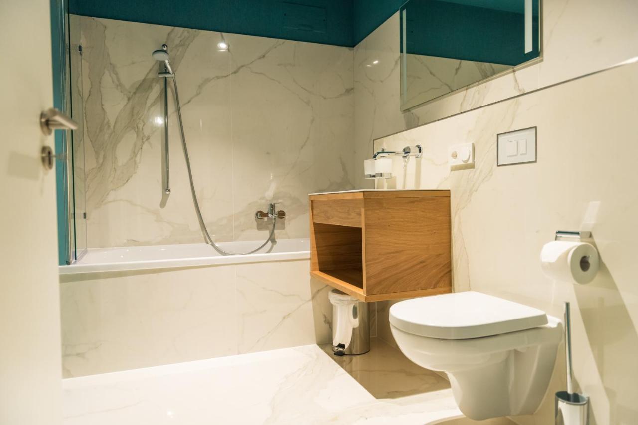 Apartmenthaus Am Dom Junior Suite Mit Parkplatz Zwickau Exterior foto