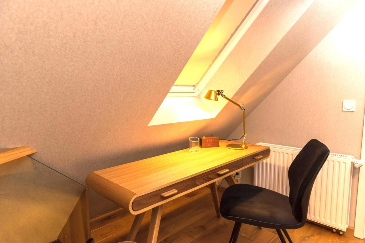 Apartmenthaus Am Dom Junior Suite Mit Parkplatz Zwickau Exterior foto